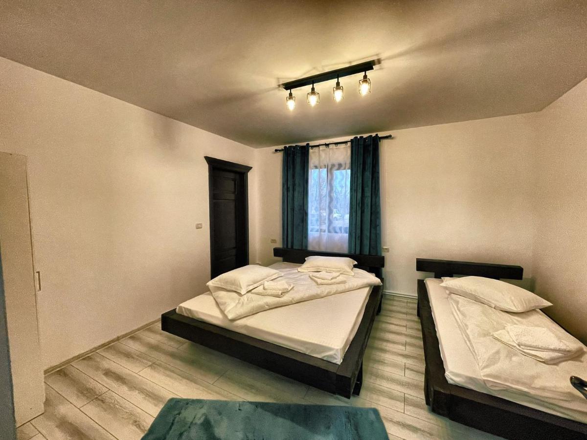 Casa Din Podirei Villa Capu Cîmpului Eksteriør billede